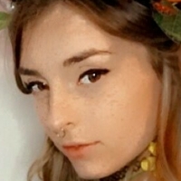sadgirlastridsfree Naken