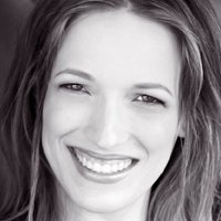 Sara Klein Naken