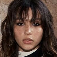 Sarah Toscano Naken