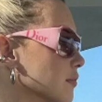 Sarahfuckingsnyder Naken
