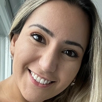 Selina Amini Naken