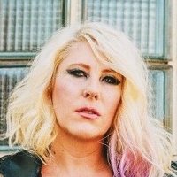 Shaley Scott Naken