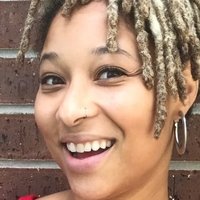 Simone Searcy Naken