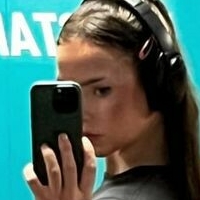 Sofia Isabella Naken