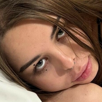 sophieline1 Naken