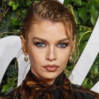 Stella Maxwell Naken