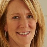 Susan Petrie Naken