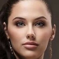 Taysia Lou Eckinger Naken