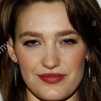 Tess Haubrich Naken
