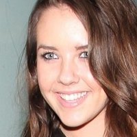 Tess Taylor Arlington Naken
