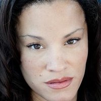 Therese Olson Naken