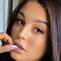 Tiana May Sarich Naken