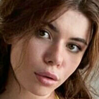 Valentina Caro Naken