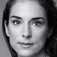 Valerie Robin Naken