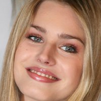 Vanessa Hessler Naken