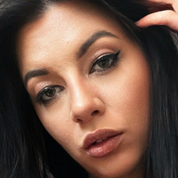 Vanessa Maria Naken