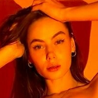 Vikkiraw Naken