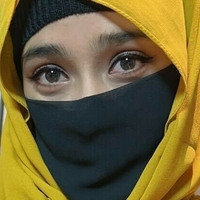 yourgfaliyah Naken