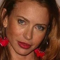 Yvonne Sciò Naken